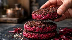 Quinoaburgare med rödbeta som håller ihop – enkelt recept i ugn