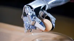 Från kusliga androidansikten till underjordiska drönare: de märkligaste robotarna 2025