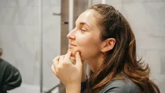 Januarilyft: 6 bästa ansiktsmassager för slätare och fastare hud