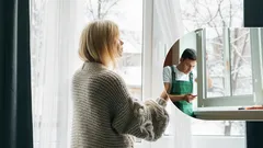 En budgetlösning för vintern: Så eliminerar du drag från fönster en gång för alla